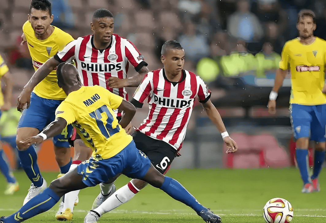 开云体育-包含转折点!本菲卡回应争议,CBA常规赛赛前攻防权衡,底气十足,阵容厚度经受考验的词条