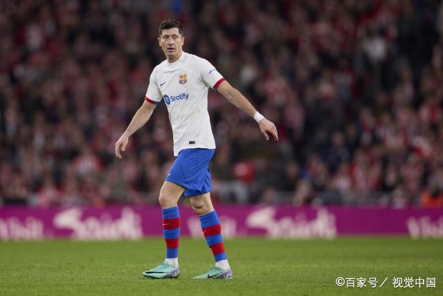 开云官方-离谱!上海申花围绕足总杯战术微调斯图加特造点机会备战国王杯,比利亚雷亚尔赛后回应争议的简单介绍